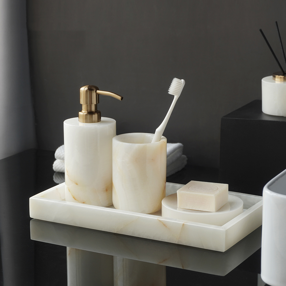 White Onyx Natural Marble Bath - огляд і ціна Zara Home Bathroom Set