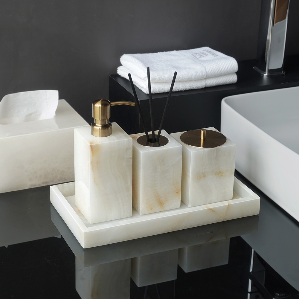 White Onyx Natural Marble Bath - огляд і ціна Zara Home Bathroom Set