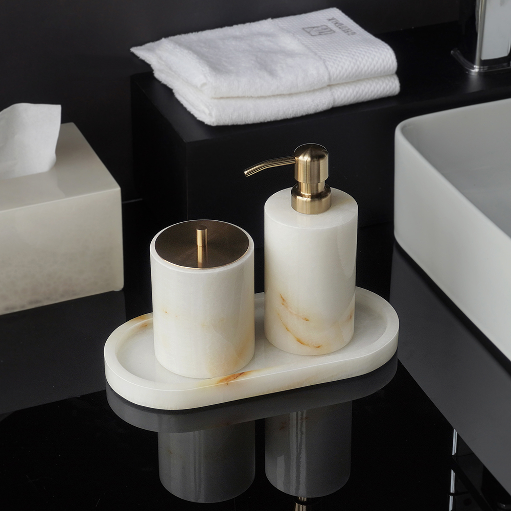 White Onyx Natural Marble Bath - огляд і ціна Zara Home Bathroom Set