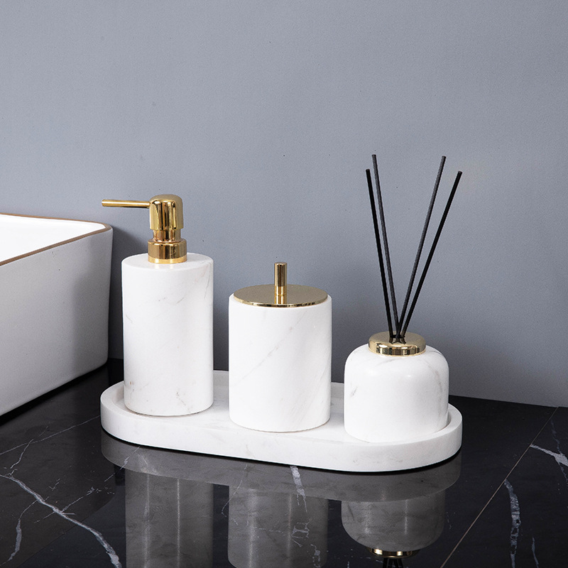 Minimalist Volakas White Natur - огляд і ціна Zara Home Bathroom Set